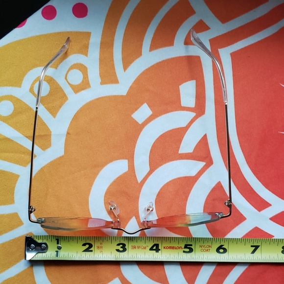 COPY - Double Dragonfly wing sunglasses: blue/purple - Picture 5 of 16